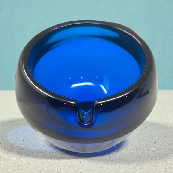 Vintage Viking Glass Blue Bluenique Orb Ashtray 4 3/4" Mid Century Modern MCM - Picture 2 of 8